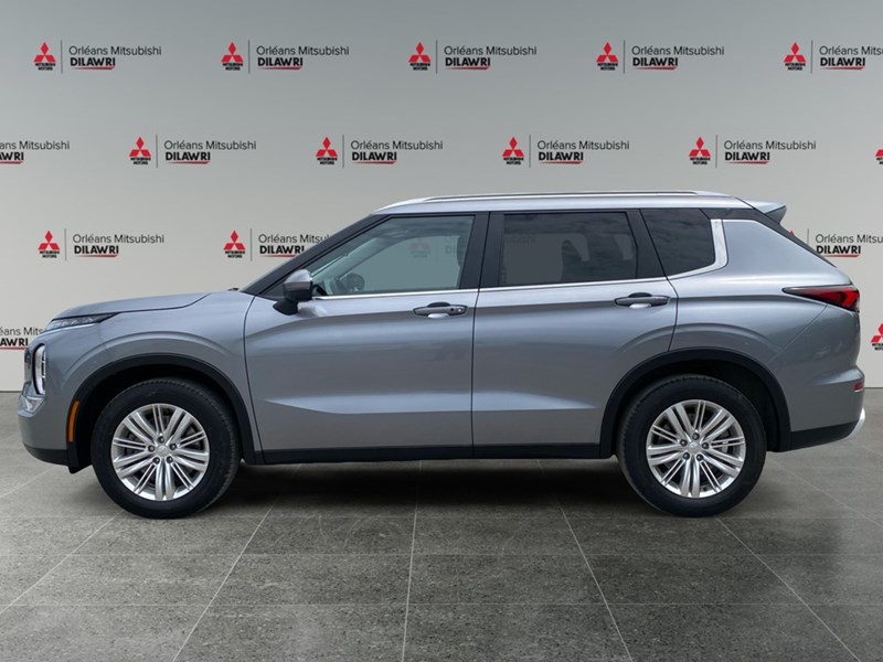 2024 Mitsubishi Outlander SE S-AWC