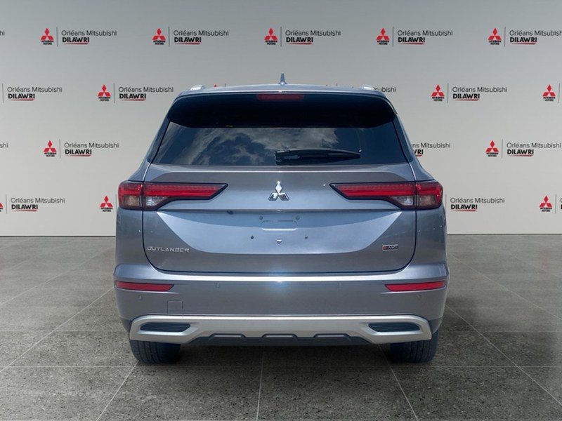2024 Mitsubishi Outlander SE S-AWC