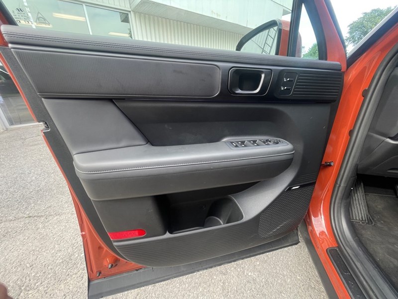 2025 Hyundai Santa Fe Ultimate Calligraphy AWD