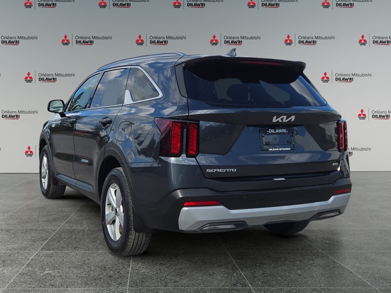 2024 Kia Sorento LX AWD