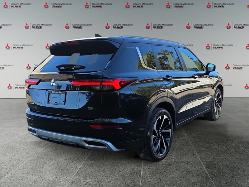 2024 Mitsubishi Outlander SEL S-AWC
