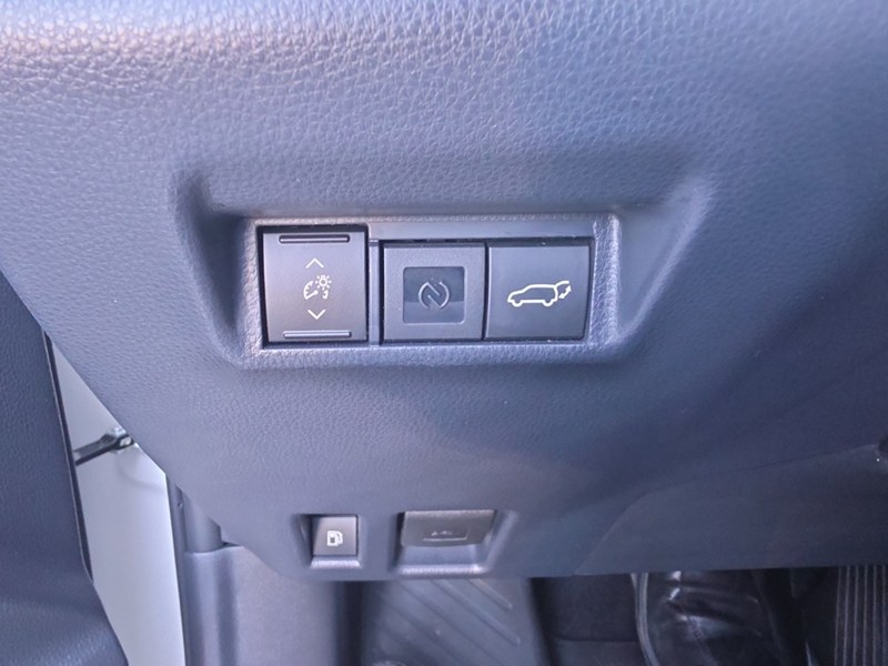 2026 Toyota RAV4 XLE AWD