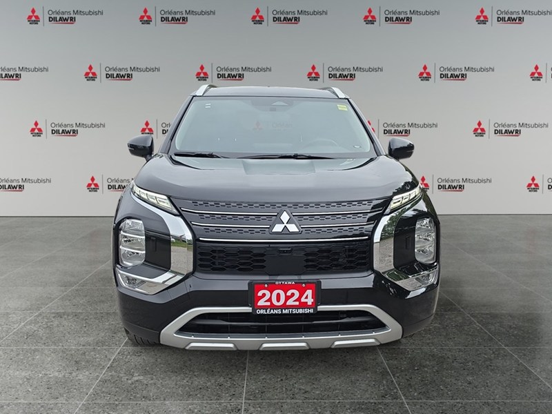 2024 Mitsubishi Outlander LE S-AWC