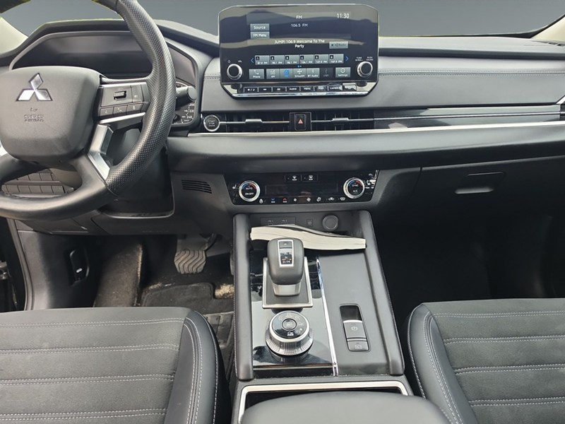 2024 Mitsubishi Outlander LE S-AWC