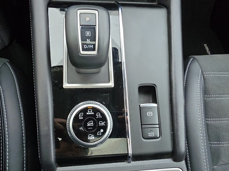 2024 Mitsubishi Outlander LE S-AWC