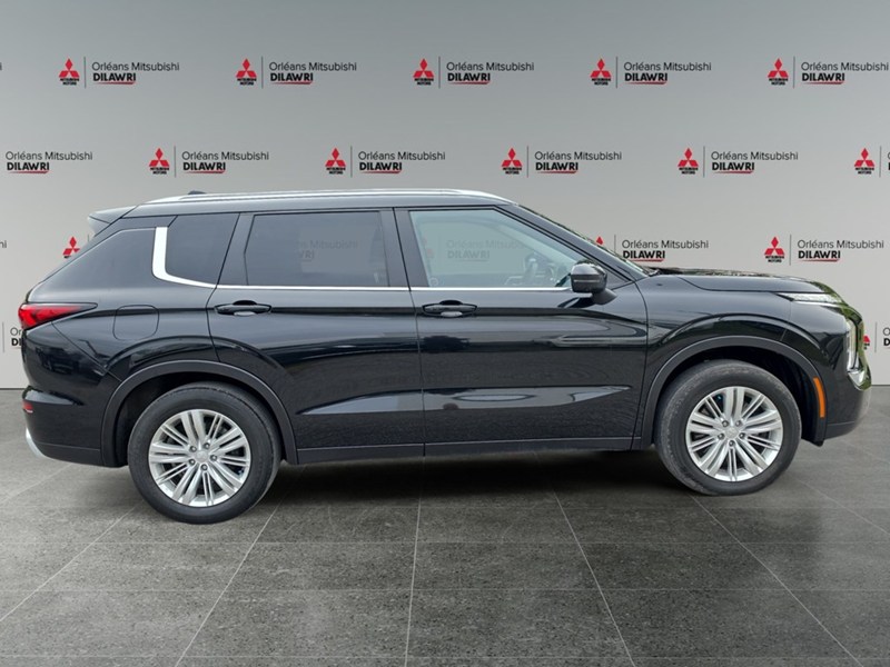 2024 Mitsubishi Outlander SE S-AWC