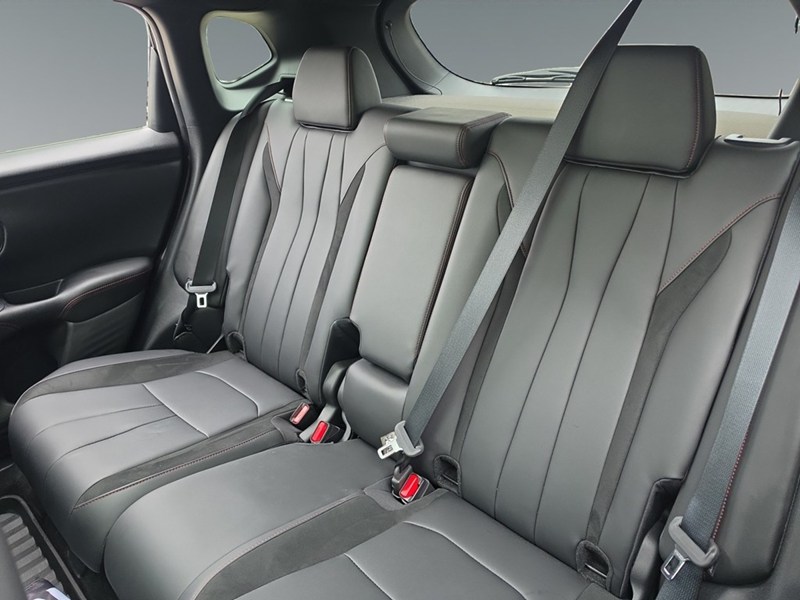 2025 Acura ADX Platinum Elite A-Spec AWD
