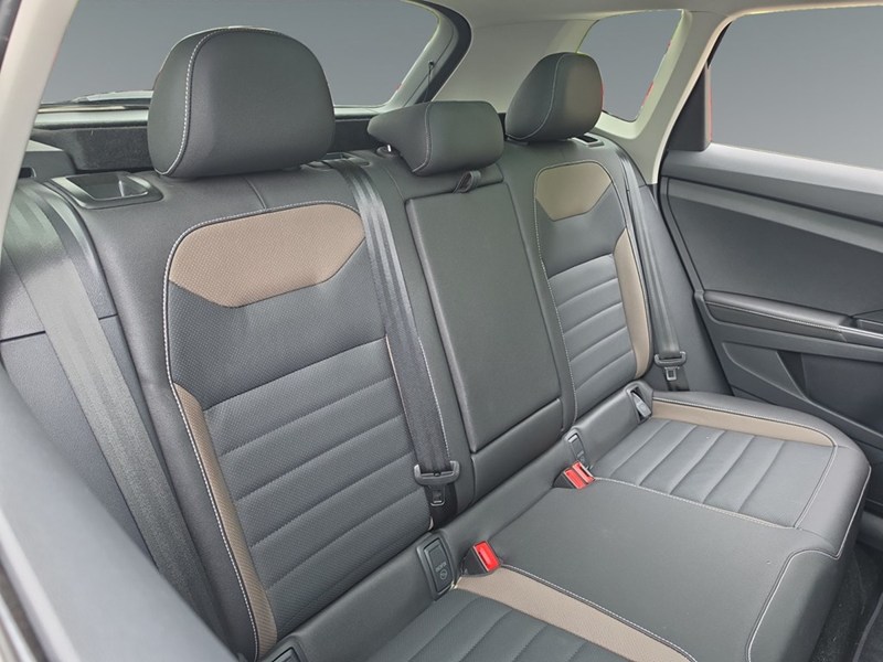 2024 Volkswagen Taos Highline 4MOTION