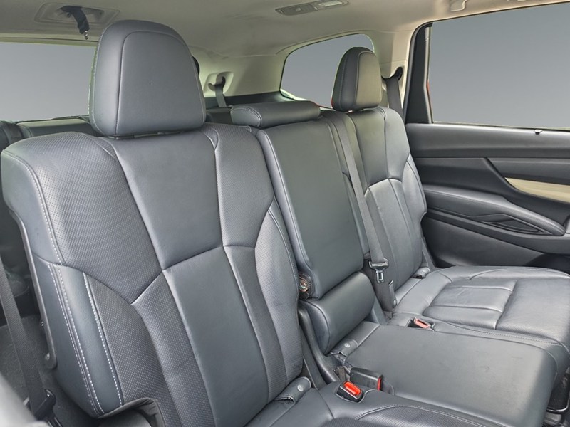 2019 Subaru Ascent Limited 8-Passenger