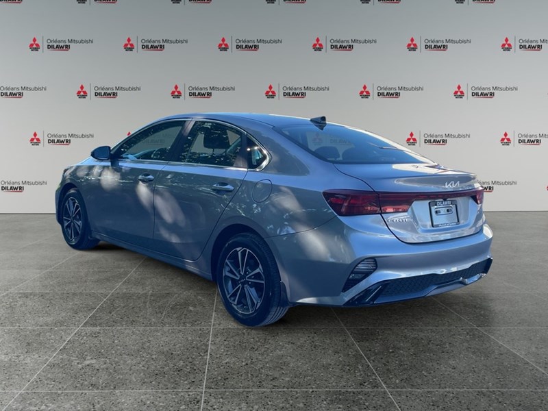 2023 Kia Forte EX IVT