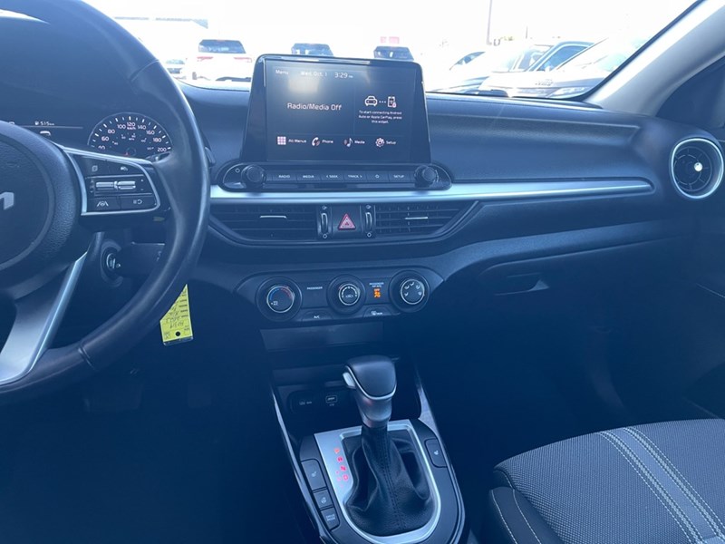 2023 Kia Forte EX IVT