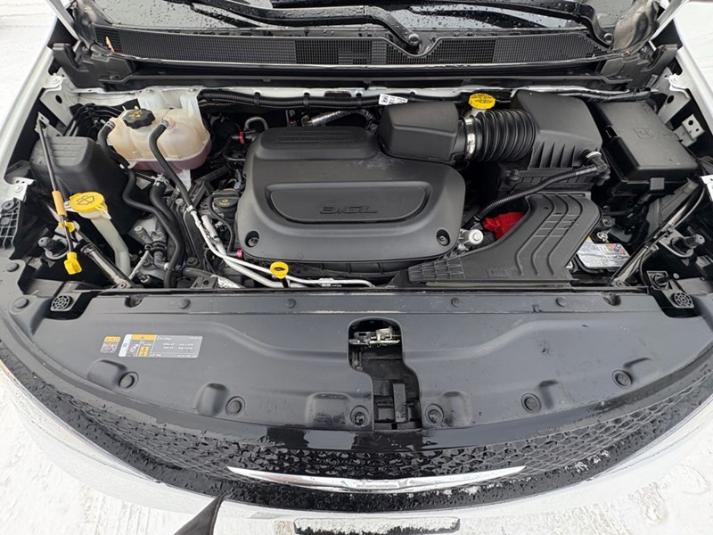 2024 Chrysler Grand Caravan SXT 2WD