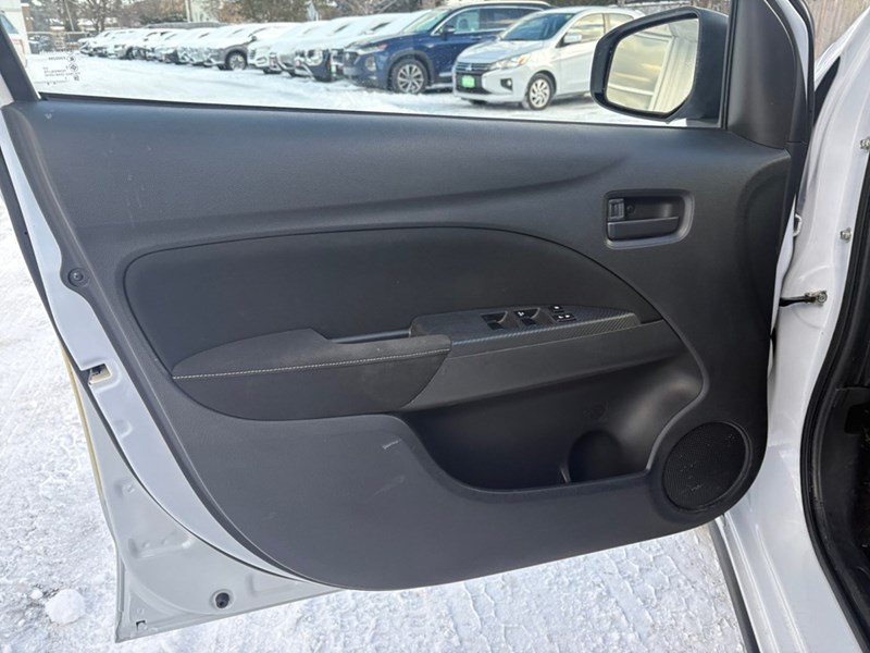 2022 Mitsubishi Mirage SE CVT