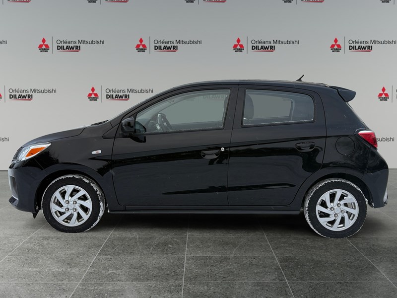2024 Mitsubishi Mirage ES CVT