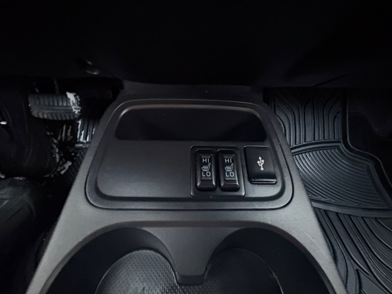 2024 Mitsubishi Mirage ES CVT