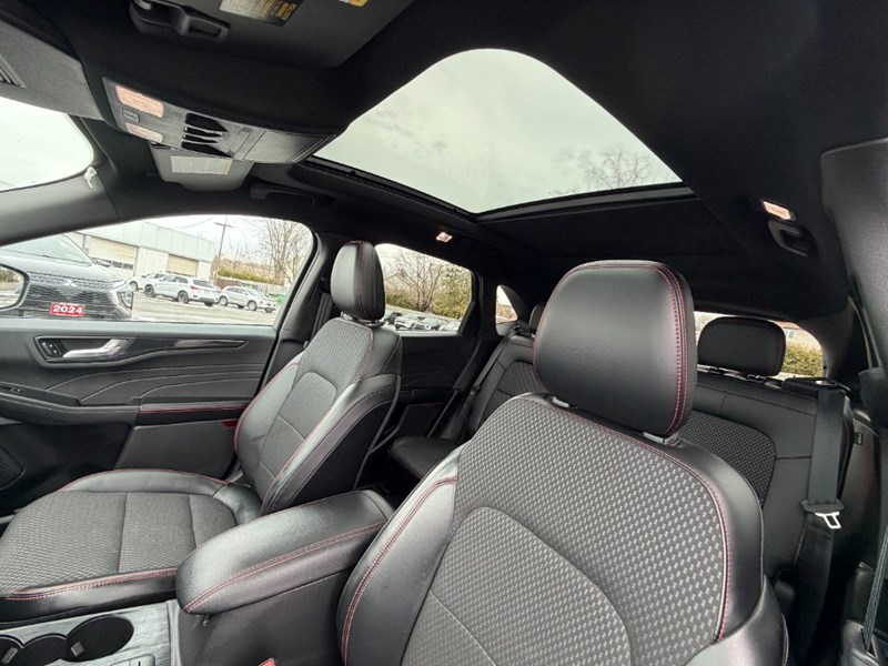 2023 Ford Escape ST-Line Select AWD