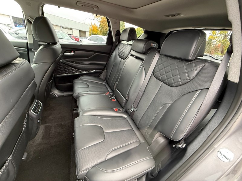 2023 Hyundai Santa Fe HEV Luxury AWD