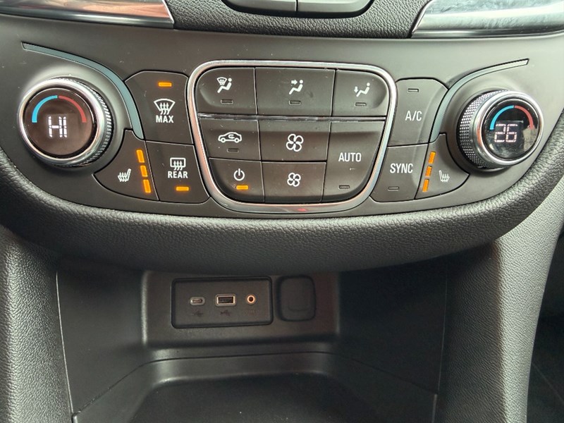 2024 Chevrolet Equinox AWD 4dr LT