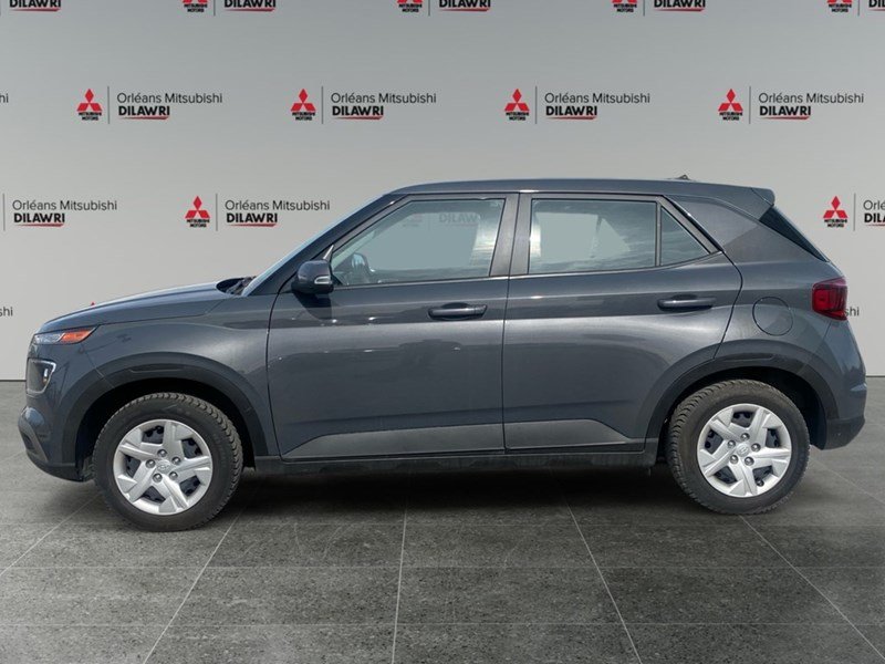 2024 Hyundai Venue Essential IVT