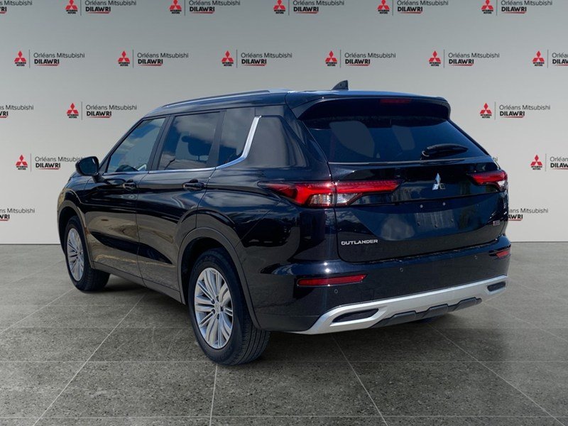 2024 Mitsubishi Outlander SE S-AWC