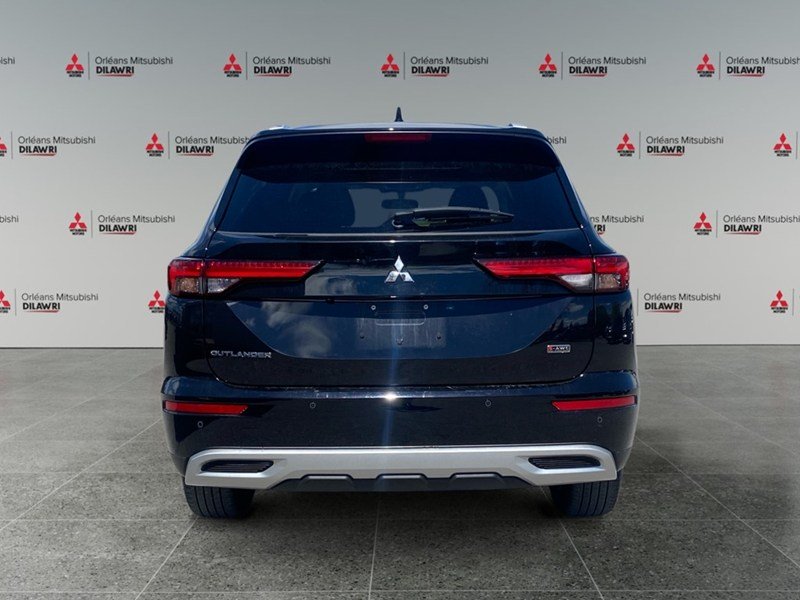 2024 Mitsubishi Outlander SE S-AWC