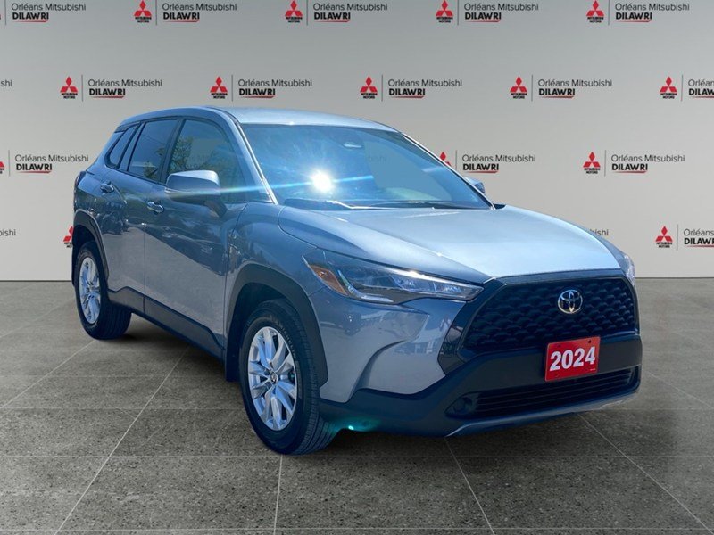 2024 Toyota Corolla Cross LE FWD
