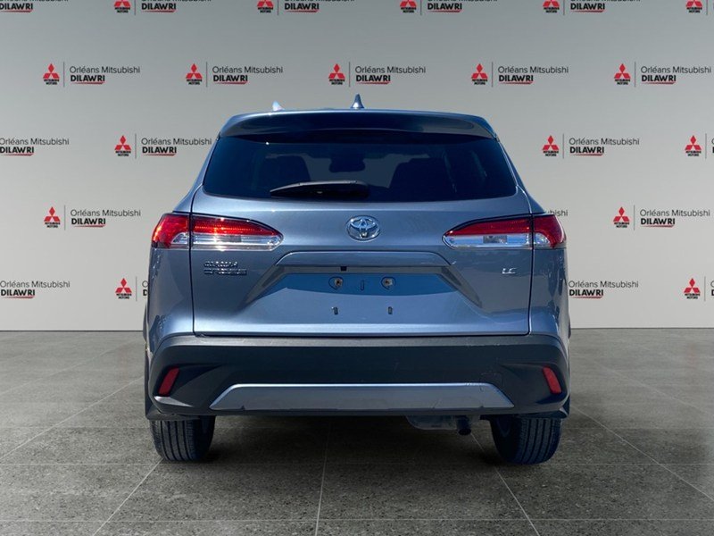 2024 Toyota Corolla Cross LE FWD