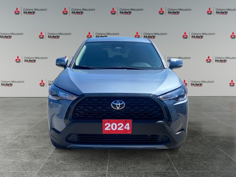 2024 Toyota Corolla Cross LE FWD