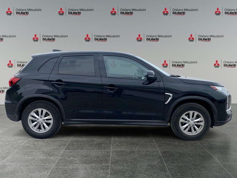 2024 Mitsubishi RVR SE AWC