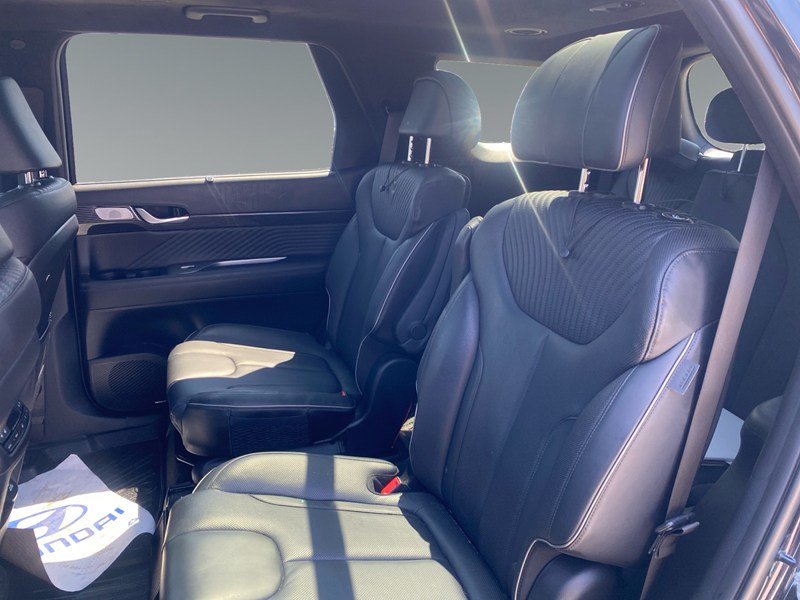 2025 Hyundai Palisade Ultimate Calligraphy 7-Passenger AWD