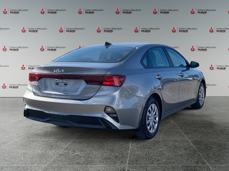 2023 Kia Forte LX IVT
