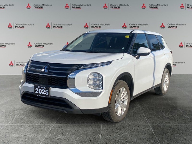 2025 Mitsubishi Outlander ES S-AWC