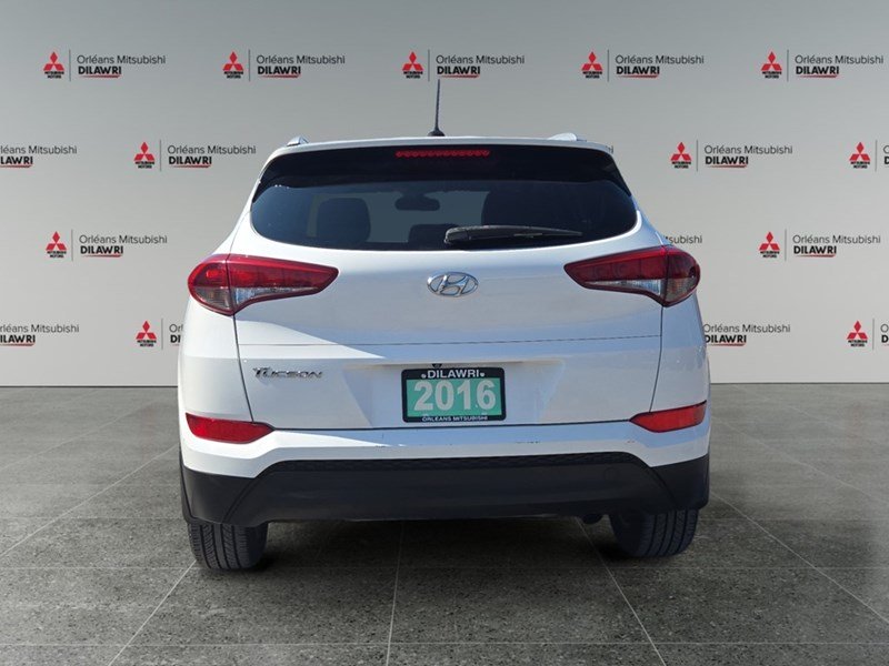 2016 Hyundai Tucson FWD 4dr 2.0L Premium