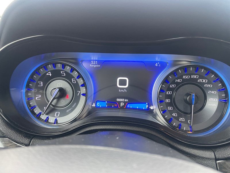 2023 Chrysler 300 300 Touring L AWD