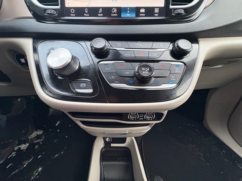 2024 Chrysler Grand Caravan SXT 2WD