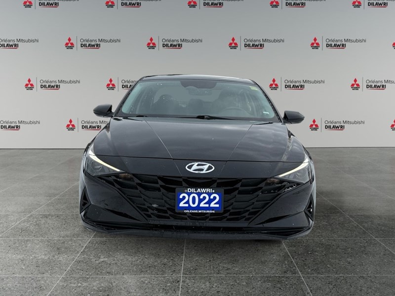 2022 Hyundai Elantra Preferred IVT