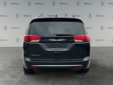 2018 Chrysler Pacifica Touring-L Plus image 4