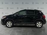 2021 Chevrolet Trax LT image 2