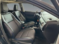 2019 Toyota Corolla SE Upgrade | Low KM's
