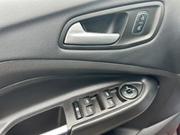 2018 Ford Escape SE AWD | Ultra Low KM's