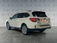 2017 Subaru Outback 2.5i Touring w/Tech | Ultra Low KM’s