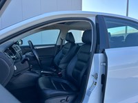 2017 Volkswagen Jetta 1.8 TSI Highline | Leather | Sunroof