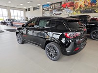 2023 Jeep Compass Limited 4x4 | Pano Roof, Leather, RED Edition