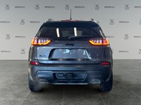 2022 Jeep Cherokee Altitude 4x4 V6 | Ultra Low KM's