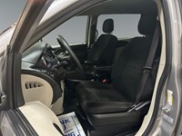 2017 Dodge Grand Caravan Canada Value Package | Ultra Low KM's