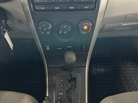 2013 Toyota Corolla 4dr Sdn Auto CE