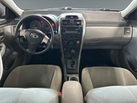 2013 Toyota Corolla 4dr Sdn Auto CE