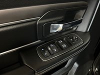 2022 RAM 1500 Classic Warlock 4x4 Crew V8 | Low KM’s