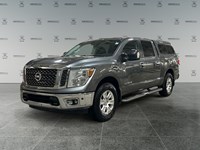 2017 Nissan Titan 4WD Crew Cab SV
