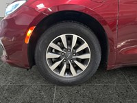 2022 Chrysler Pacifica Hybrid Touring L | Local Trade IN